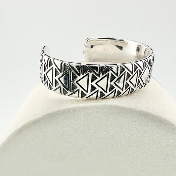 David Yurman Wide Southwest Cuff Bracelet in Sterling Silver - 17mm - Medium - Picture 5 of 13